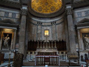 Main altar at the Pantheon
