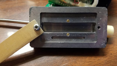 Lead holder block for the kV sensor
